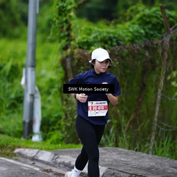 Runner Photo 7017676