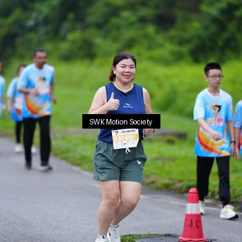 Runner Photo 7017694