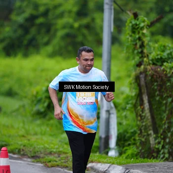 Runner Photo 7017704