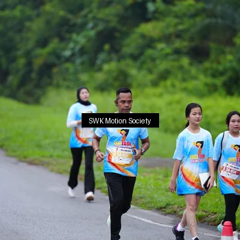 Runner Photo 7017707