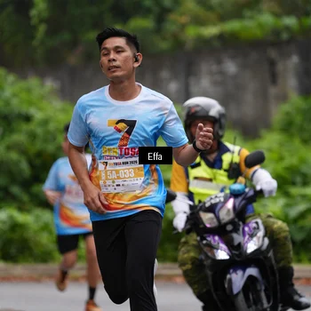 Runner Photo 7017708