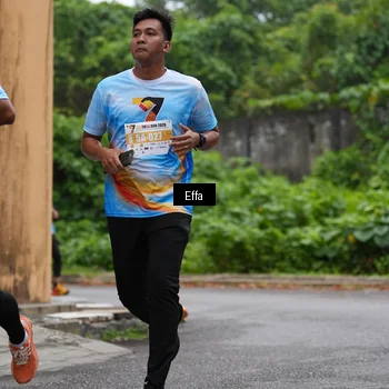 Runner Photo 7017747