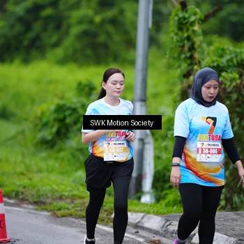 Runner Photo 7017774