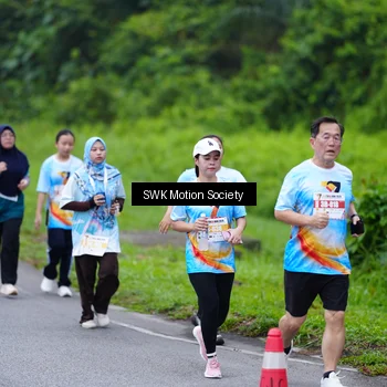 Runner Photo 7017784