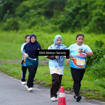 Runner Photo 7017798