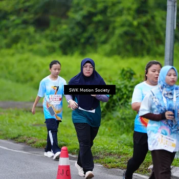 Runner Photo 7017799