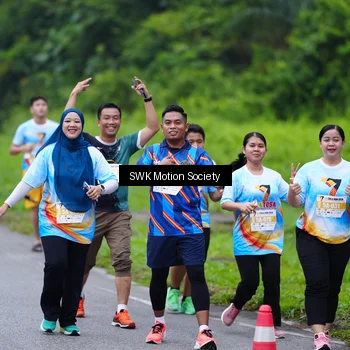 Runner Photo 7017837