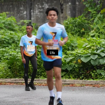 Runner Photo 7017860