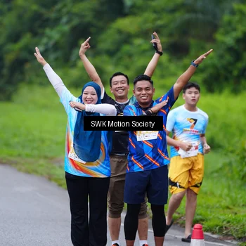 Runner Photo 7017863