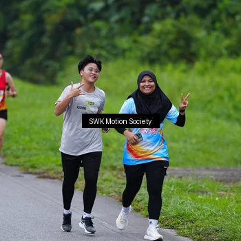 Runner Photo 7017873