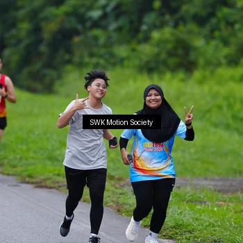 Runner Photo 7017874