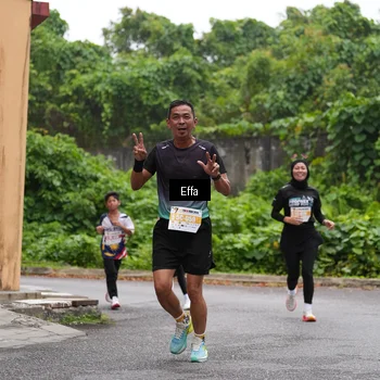 Runner Photo 7017883