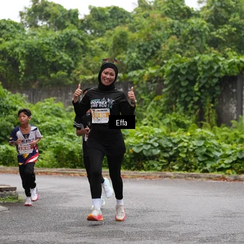 Runner Photo 7017894