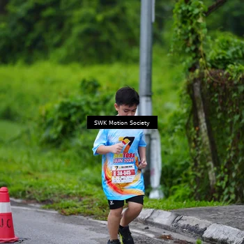Runner Photo 7017900