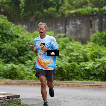Runner Photo 7017921