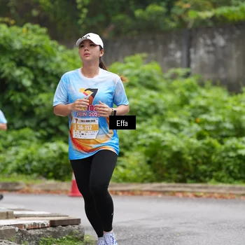 Runner Photo 7018002
