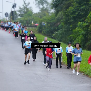 Runner Photo 7018004