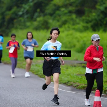Runner Photo 7018030