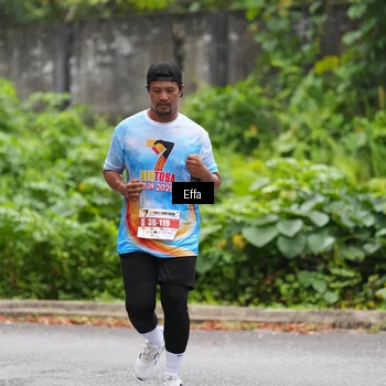 Runner Photo 7018043