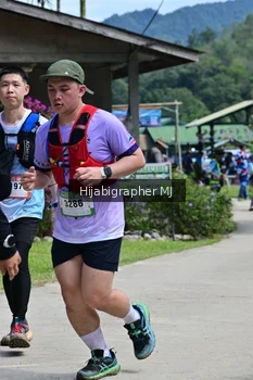 Runner Photo 70182