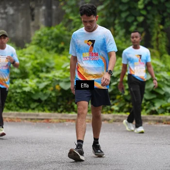 Runner Photo 7018245