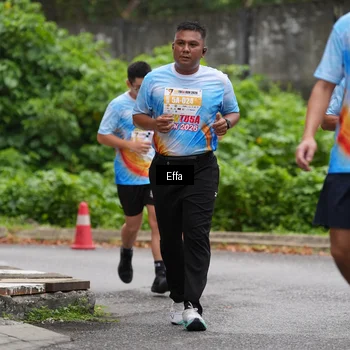 Runner Photo 7018256