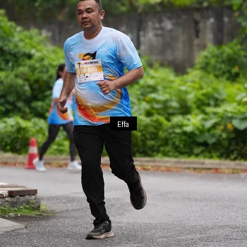 Runner Photo 7018299