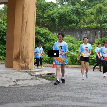 Runner Photo 7018381