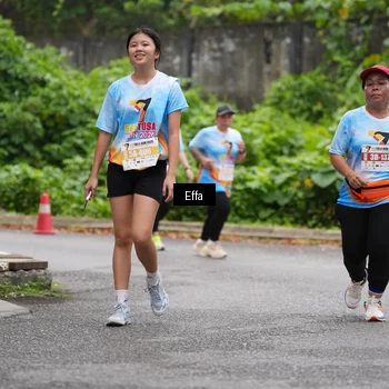 Runner Photo 7018390