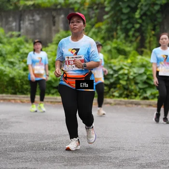 Runner Photo 7018400