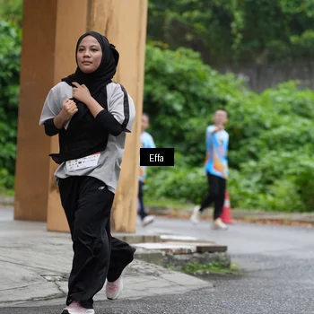 Runner Photo 7018454