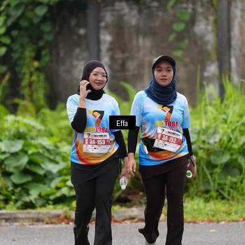 Runner Photo 7018623