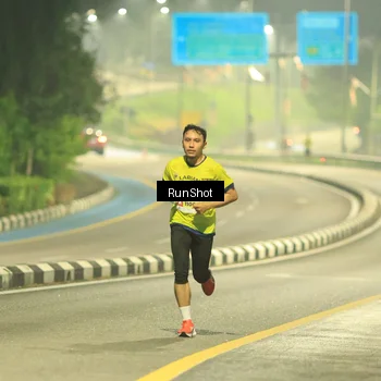 Runner Photo 7018629
