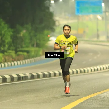 Runner Photo 7018651