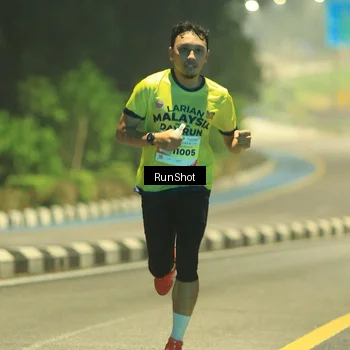 Runner Photo 7018672