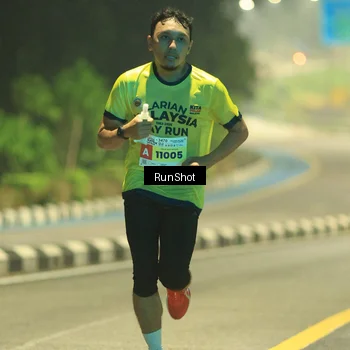 Runner Photo 7018674