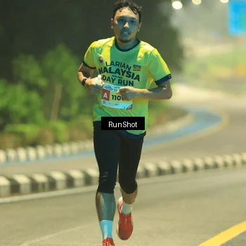 Runner Photo 7018689