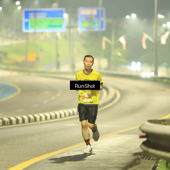 Runner Photo 7018694