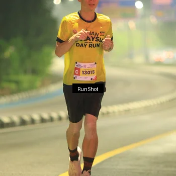 Runner Photo 7018706