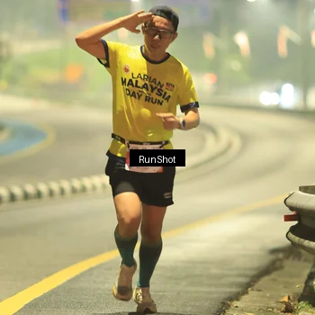 Runner Photo 7018724