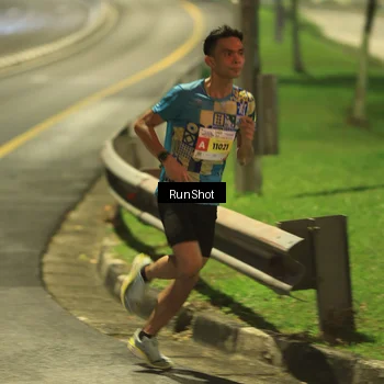 Runner Photo 7018748