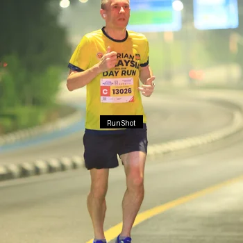 Runner Photo 7018753