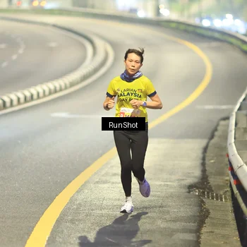 Runner Photo 7018786