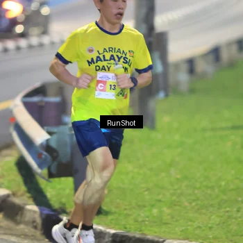 Runner Photo 7018814