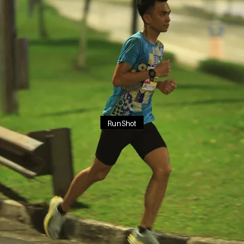 Runner Photo 7018832