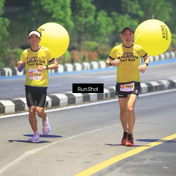 Runner Photo 7018835