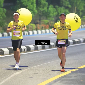 Runner Photo 7018844