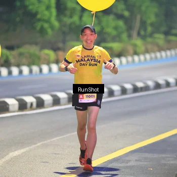 Runner Photo 7018849