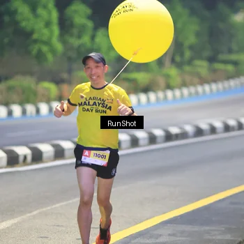 Runner Photo 7018855
