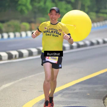 Runner Photo 7018877